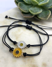 Load image into Gallery viewer, 2 Piece Flower Anklet
